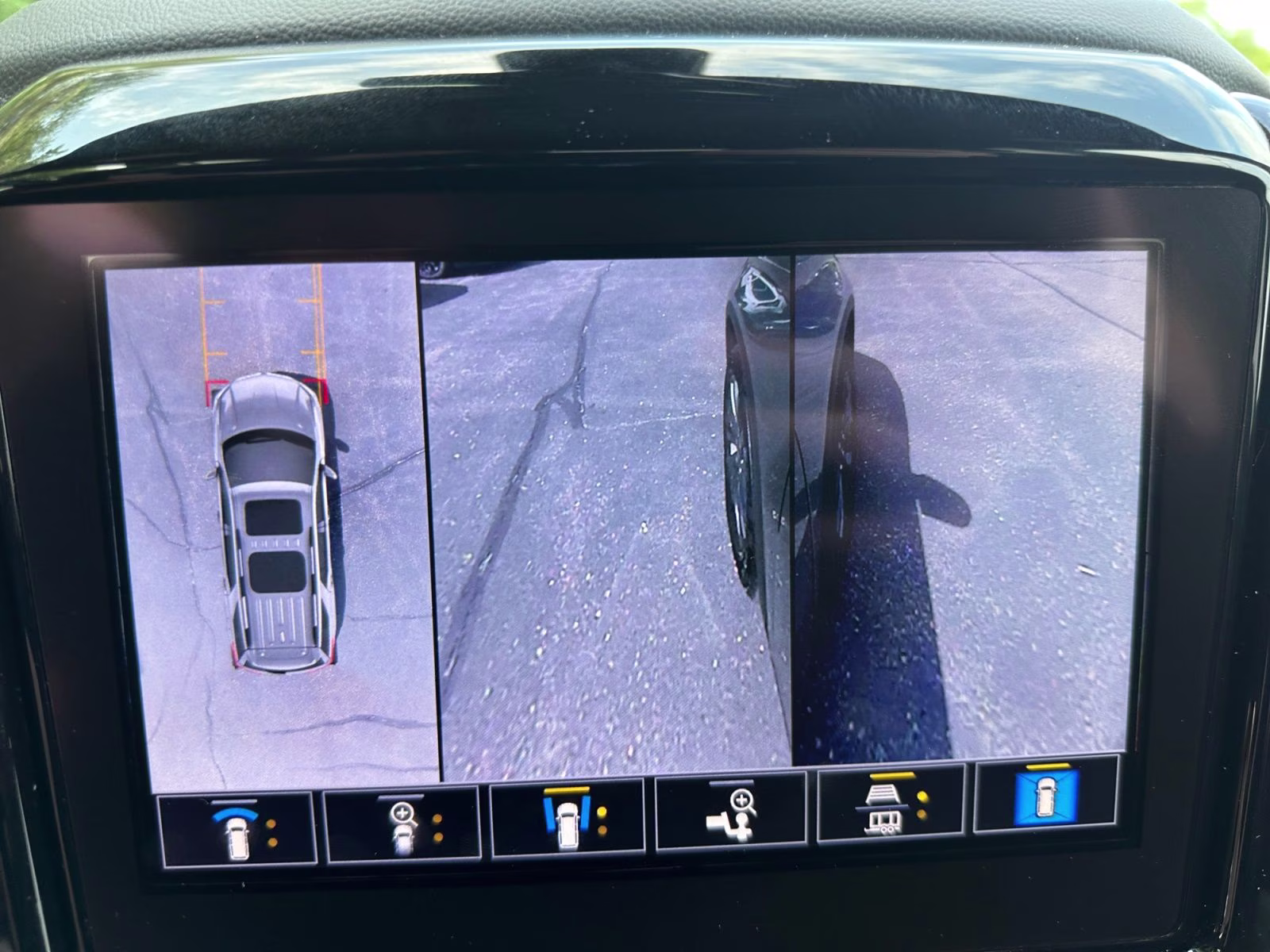2023 Sterling Gray Metallic Chevrolet Traverse RS AWD SUV
