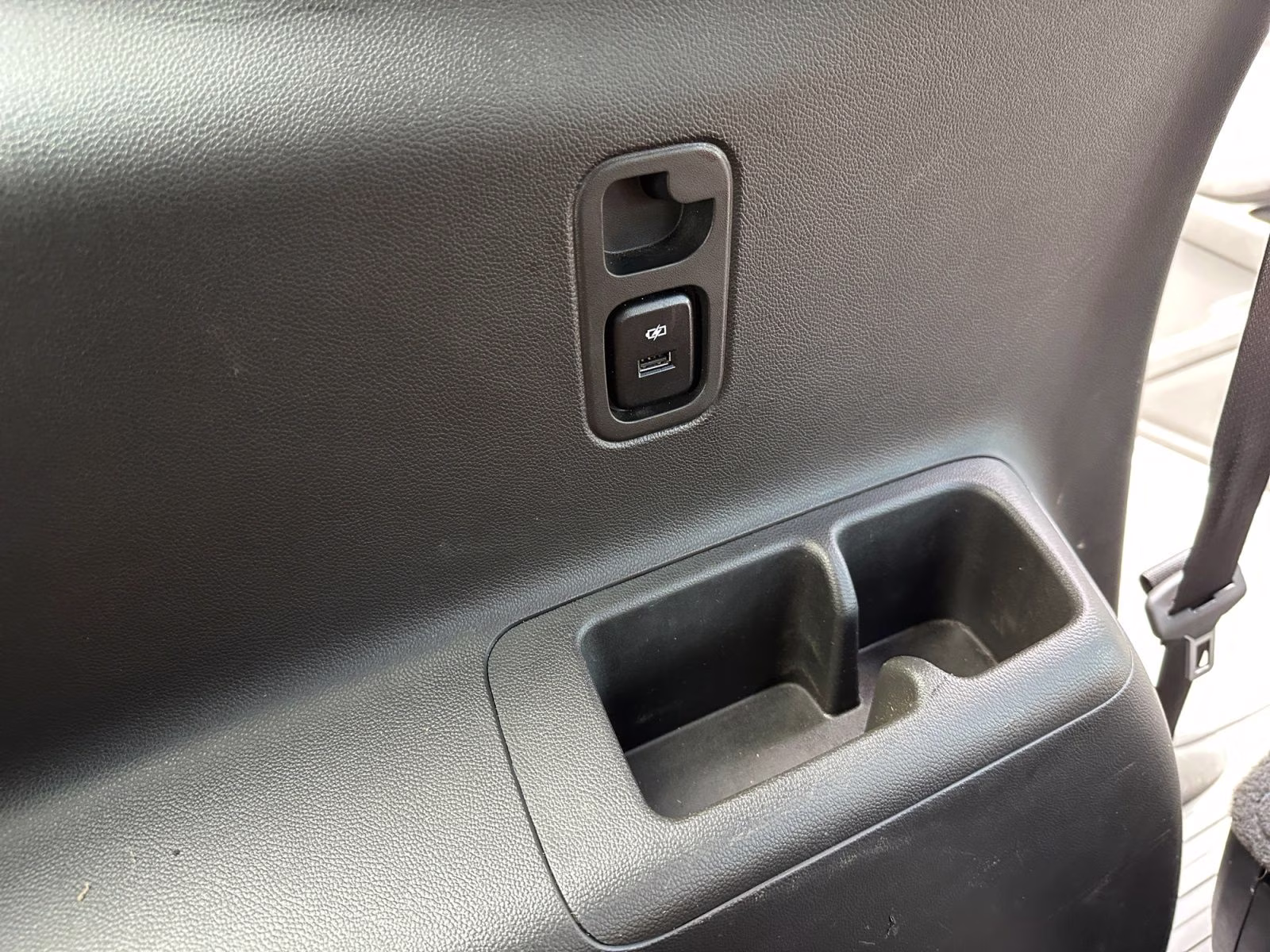 2023 Sterling Gray Metallic Chevrolet Traverse RS AWD SUV