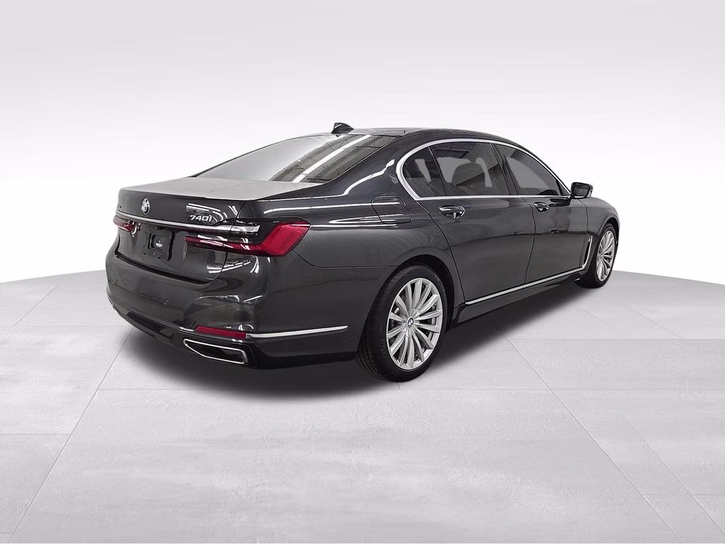 2022 Dark Graphite Metallic BMW 7 Series 740i xDrive AWD Sedan