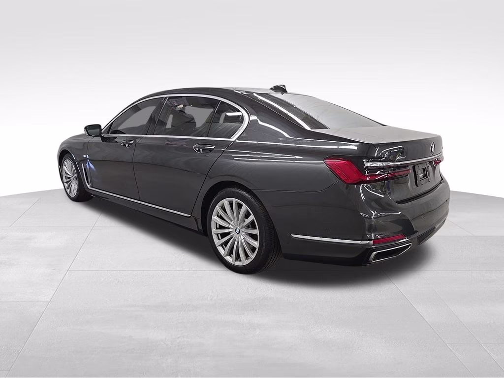 2022 Dark Graphite Metallic BMW 7 Series 740i xDrive AWD Sedan