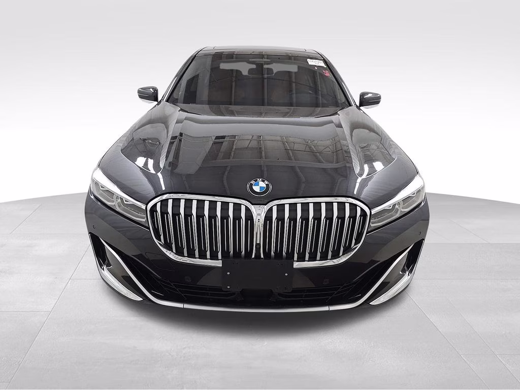 2022 Dark Graphite Metallic BMW 7 Series 740i xDrive AWD Sedan