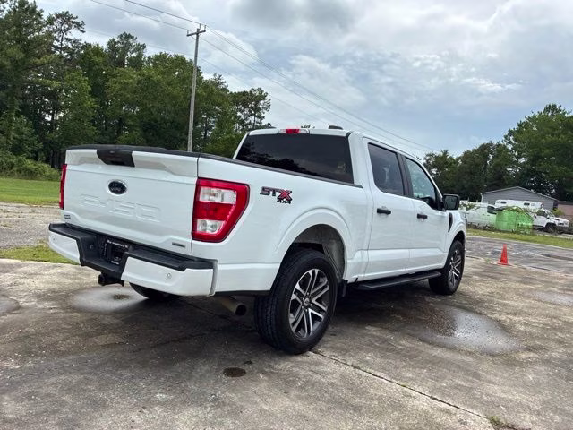 2023 Oxford White Ford F-150 XL 4X4 Truck