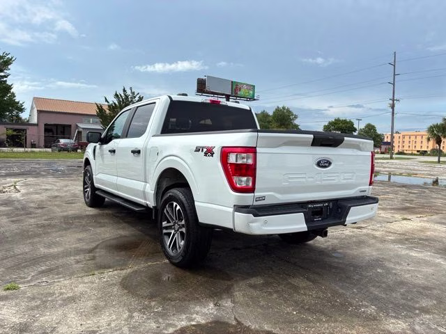 2023 Oxford White Ford F-150 XL 4X4 Truck