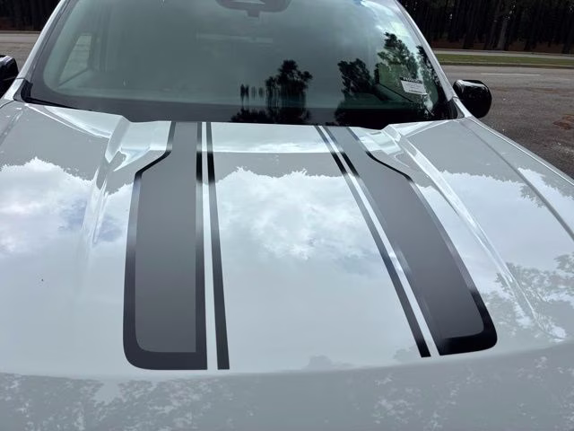 2025 Oxford White Ford Maverick XLT AWD Truck