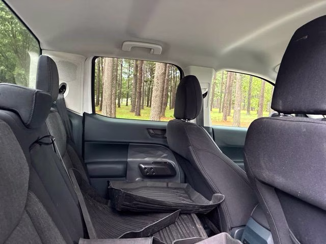 2025 Oxford White Ford Maverick XLT AWD Truck