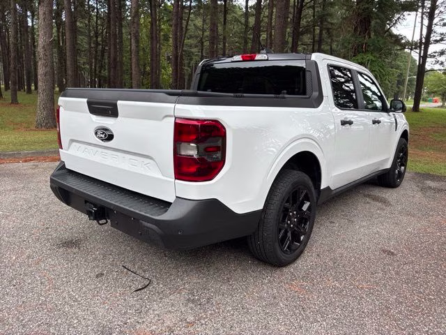 2025 Oxford White Ford Maverick XLT AWD Truck