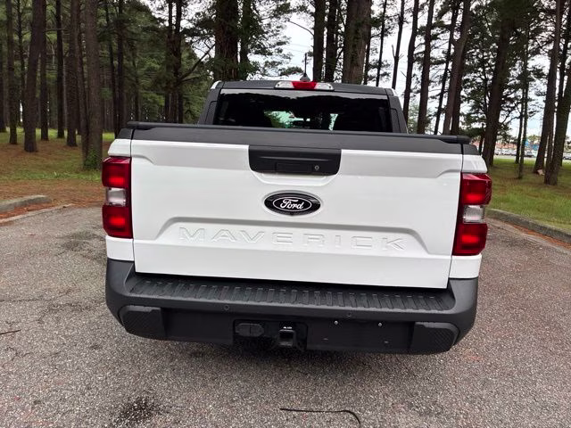 2025 Oxford White Ford Maverick XLT AWD Truck