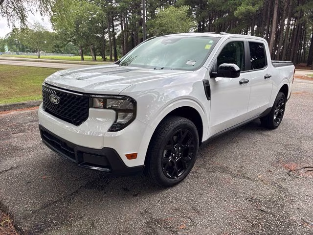 2025 Oxford White Ford Maverick XLT AWD Truck