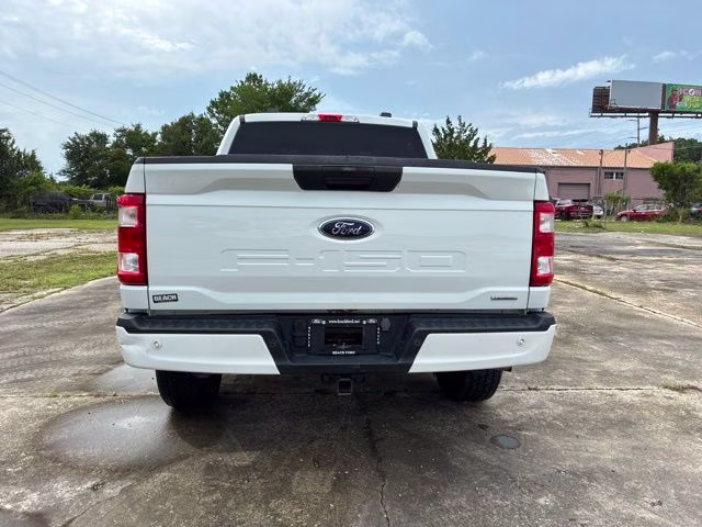 2023 Oxford White Ford F-150 XL 4X4 Truck