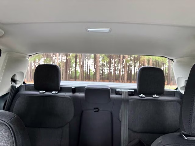 2025 Oxford White Ford Maverick XLT AWD Truck