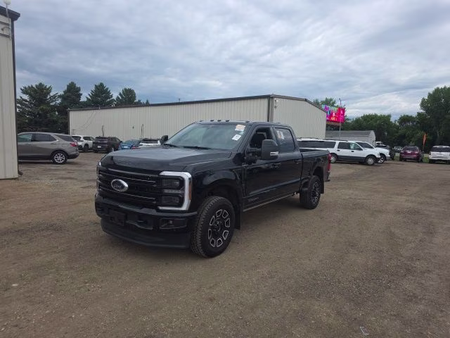 2026 Black Ford Super Duty F-250 SRW Platinum 4X4 Truck