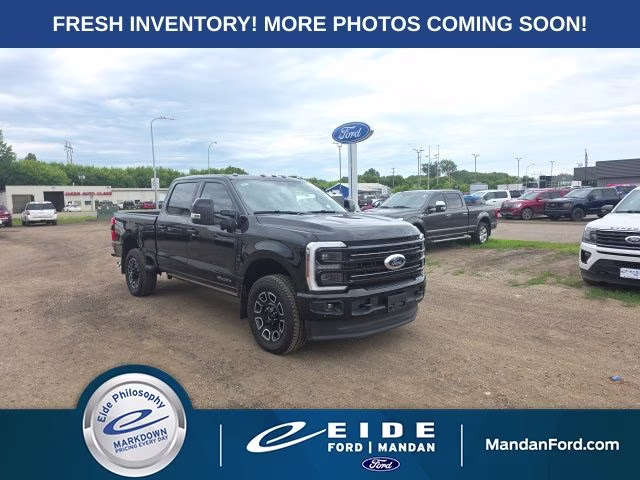 2026 Black Ford Super Duty F-250 SRW Platinum 4X4 Truck