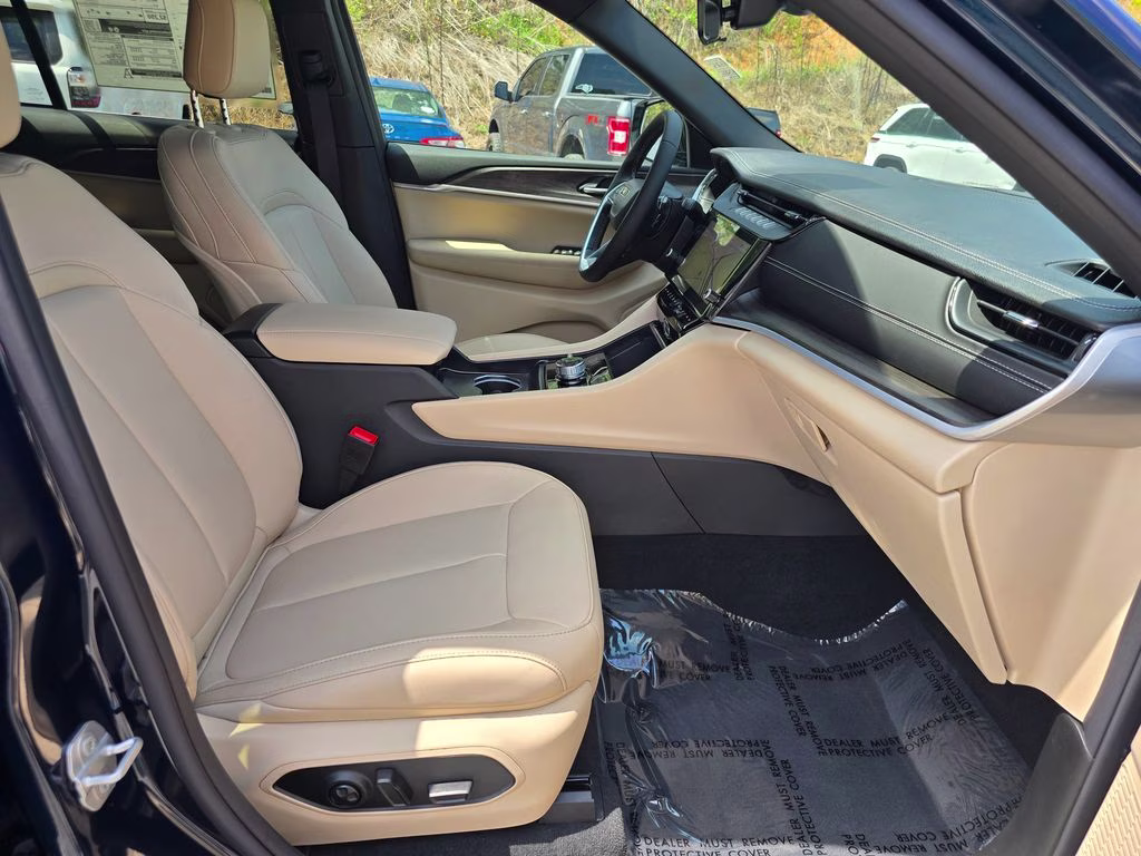 2026 Fathom Blue Pearlcoat Jeep Grand Cherokee Limited 4X4 SUV