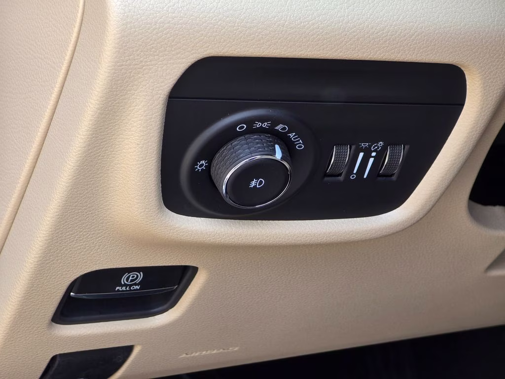 2026 Fathom Blue Pearlcoat Jeep Grand Cherokee Limited 4X4 SUV