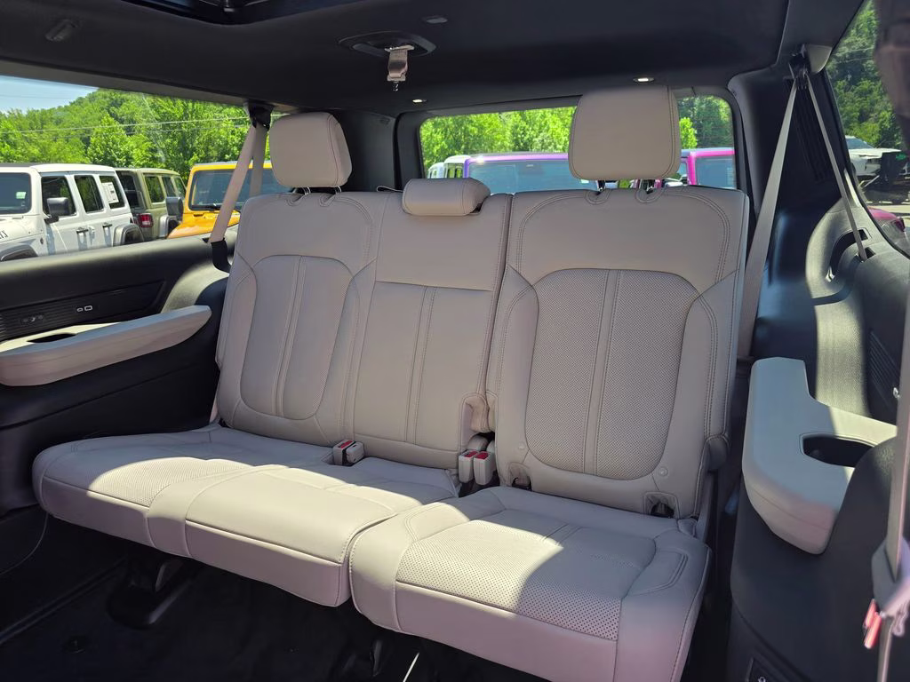 2026 Bright White Clearcoat Jeep Grand Wagoneer L 4X4 SUV