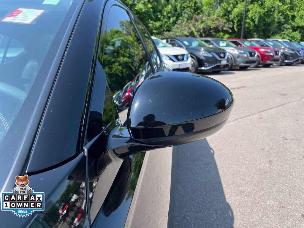 2023 Super Black Clearcoat Nissan Altima 2.5 SR FWD Sedan