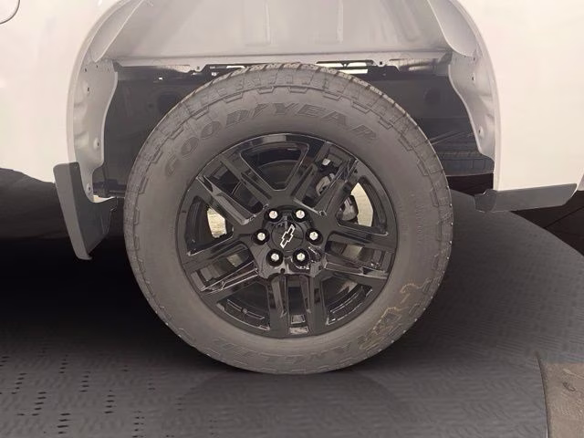 2026 Chevrolet Silverado 1500 Custom - Photo 15