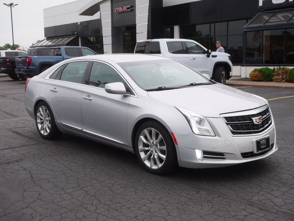 2017 Radiant Silver Metallic Cadillac XTS Luxury AWD Sedan