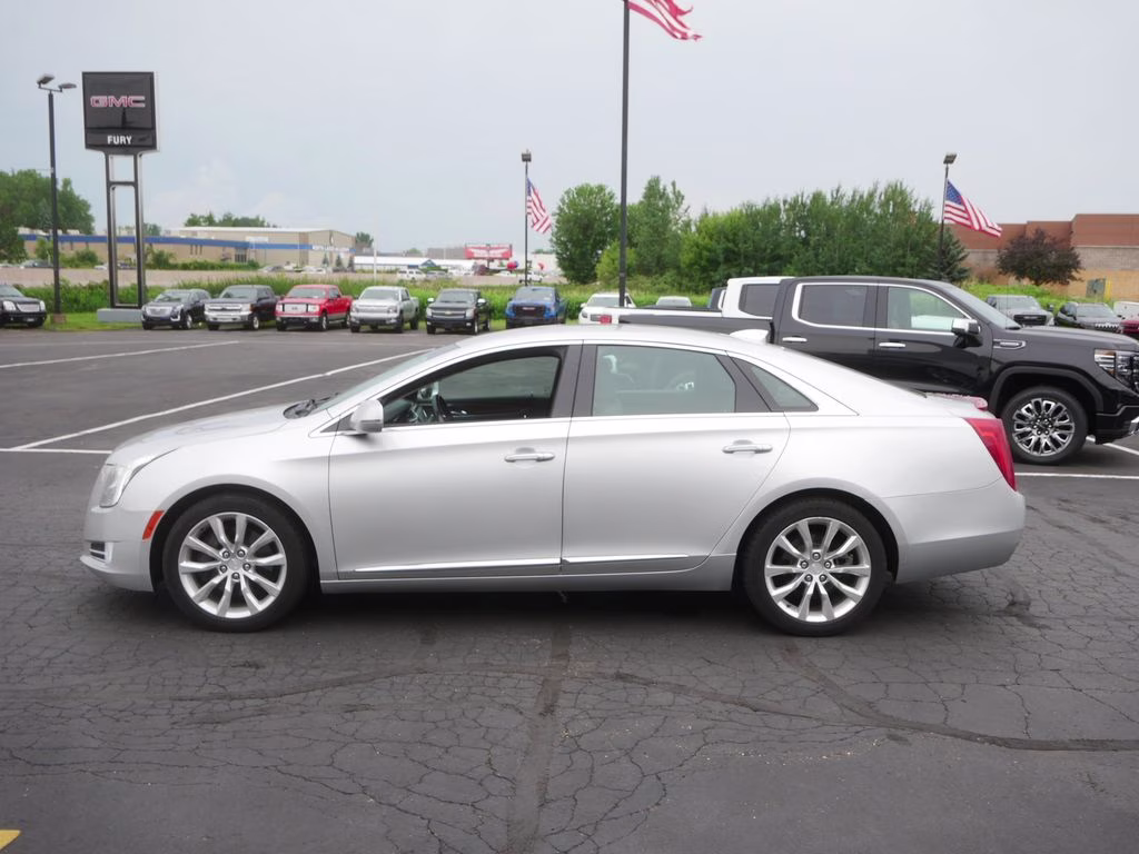 2017 Radiant Silver Metallic Cadillac XTS Luxury AWD Sedan