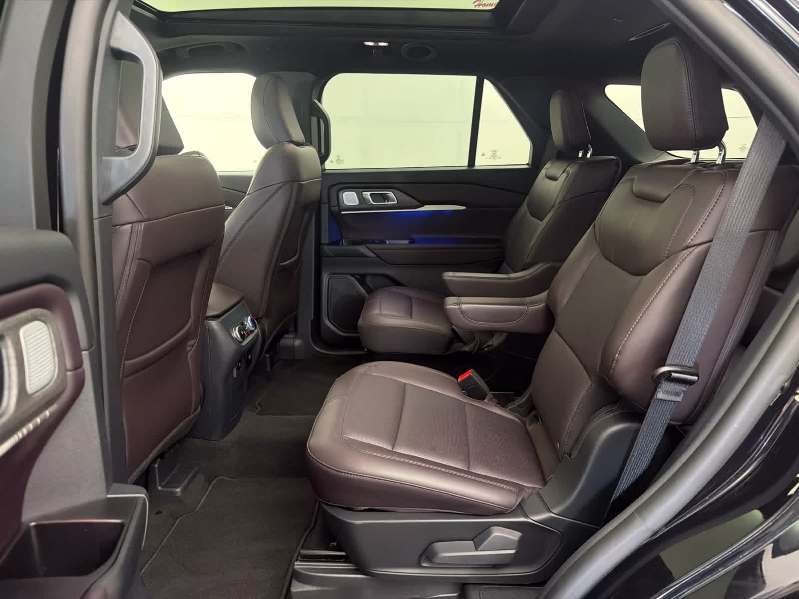 2026 Agate Black Metallic Ford Explorer Platinum RWD SUV