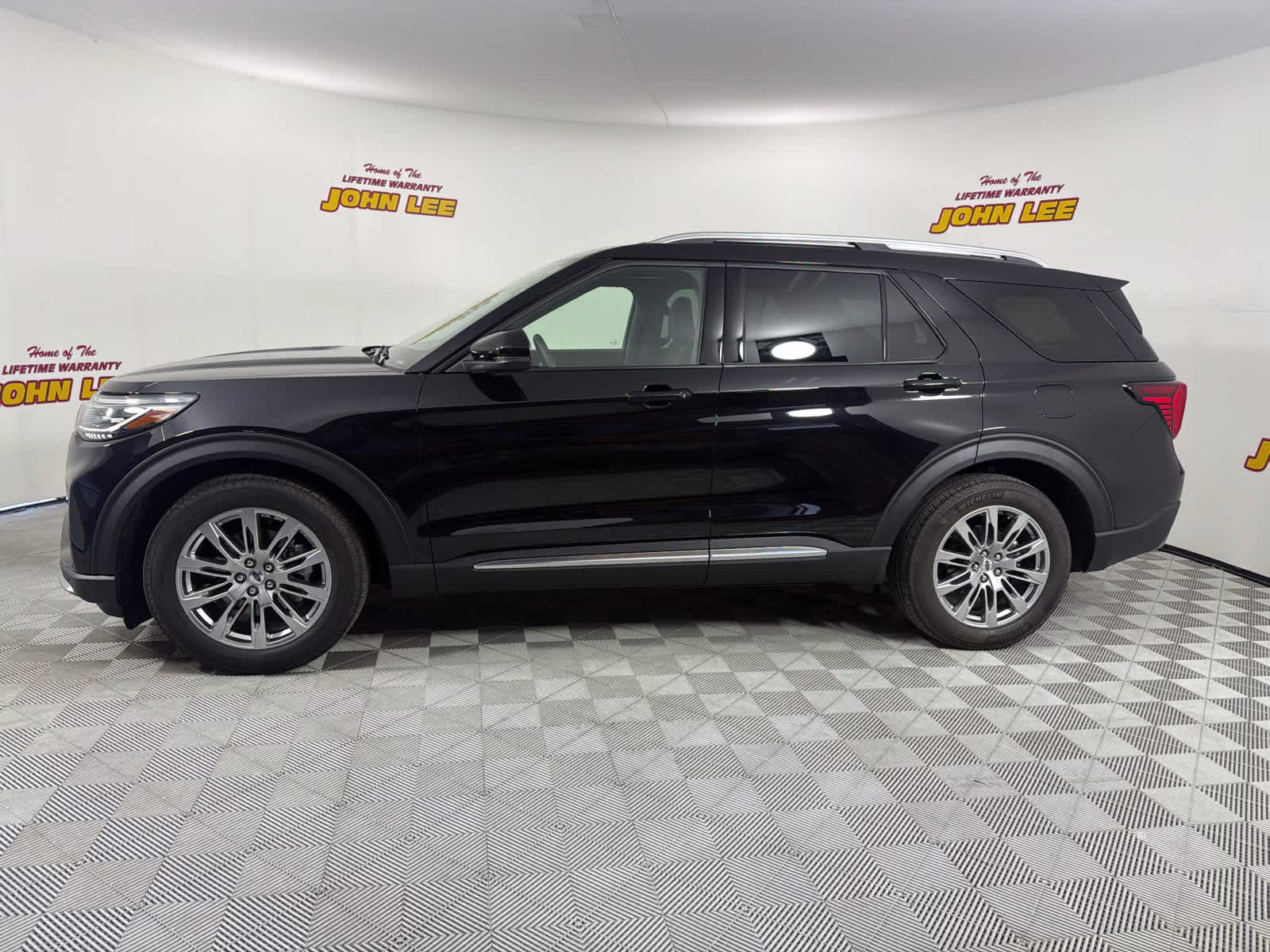 2026 Agate Black Metallic Ford Explorer Platinum RWD SUV