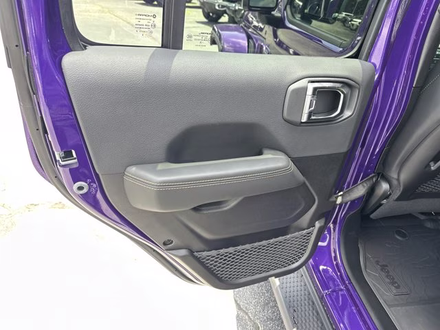 2026 Reign Jeep Wrangler Sahara 4X4 Convertible