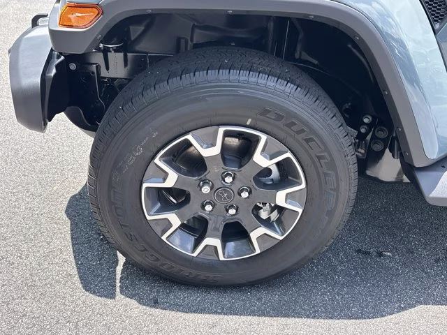 2026 Anvil Clear Coat Jeep Wrangler Sahara 4X4 Convertible