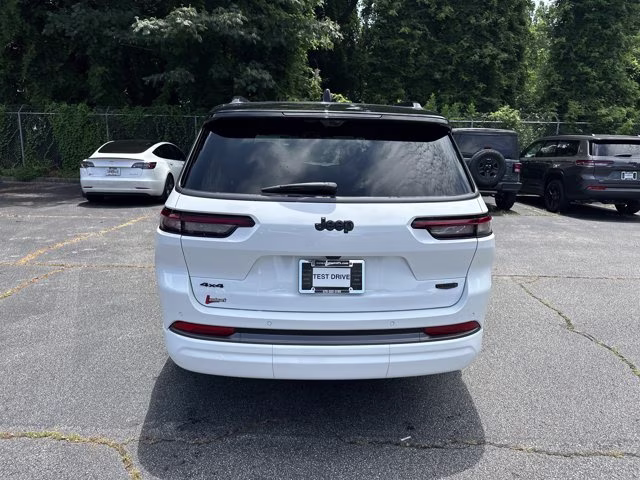 2026 Bright White Clearcoat Jeep Grand Cherokee L Summit 4X4 SUV