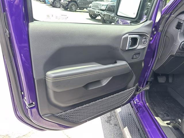 2026 Reign Jeep Wrangler Sahara 4X4 Convertible