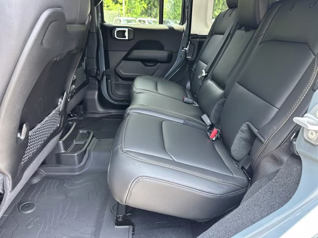 2026 Anvil Clear Coat Jeep Wrangler Sahara 4X4 Convertible