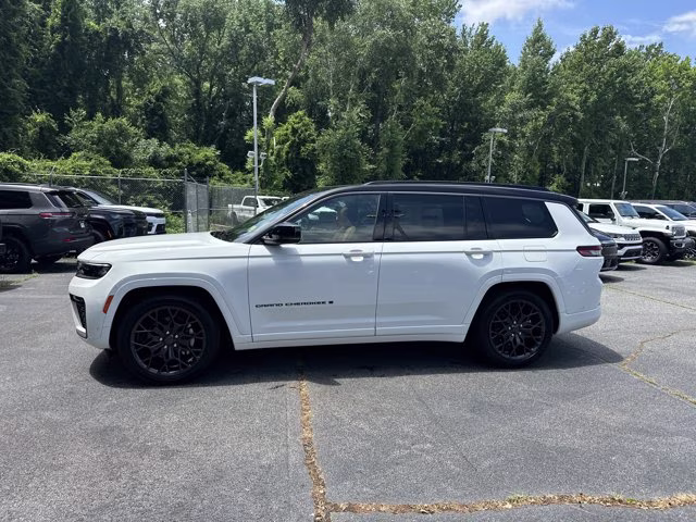 2026 Bright White Clearcoat Jeep Grand Cherokee L Summit 4X4 SUV