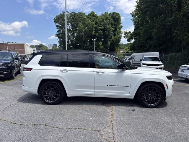 2026 Bright White Clearcoat Jeep Grand Cherokee L Summit 4X4 SUV