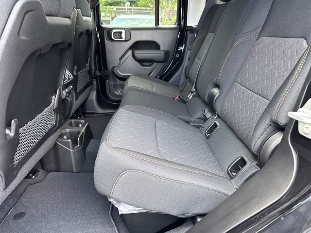 2026 Black Clearcoat Jeep Gladiator Mojave 4X4 Truck