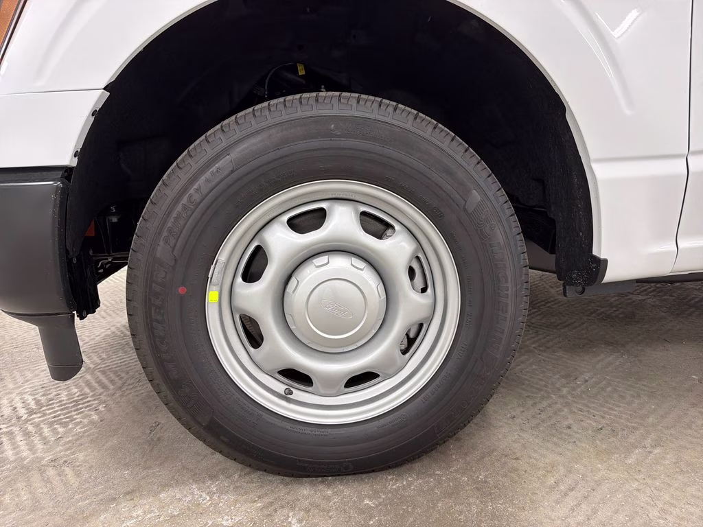 2026 OXFORD WHITE Ford F-150 XL RWD Truck