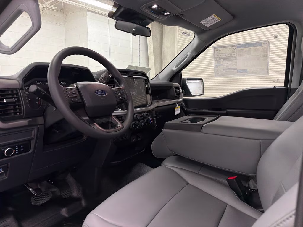 2026 OXFORD WHITE Ford F-150 XL RWD Truck