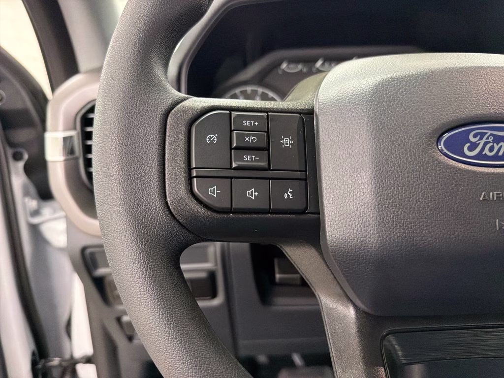 2026 OXFORD WHITE Ford F-150 XL RWD Truck