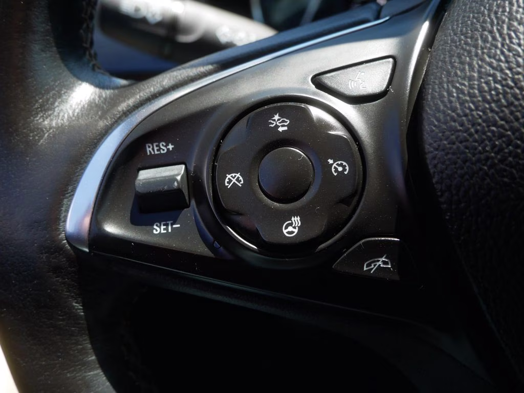 2016 Galaxy Silver Metallic Buick Envision Premium I AWD SUV