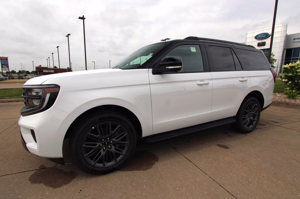 2026 Oxford White Ford Expedition Platinum 4X4 SUV