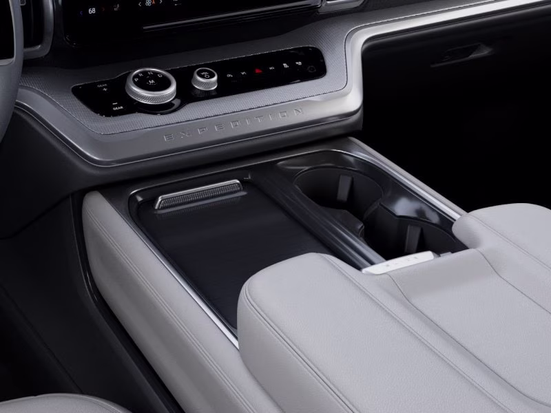 2027 Star White Metallic Tri-Coat Ford Expedition Active RWD SUV