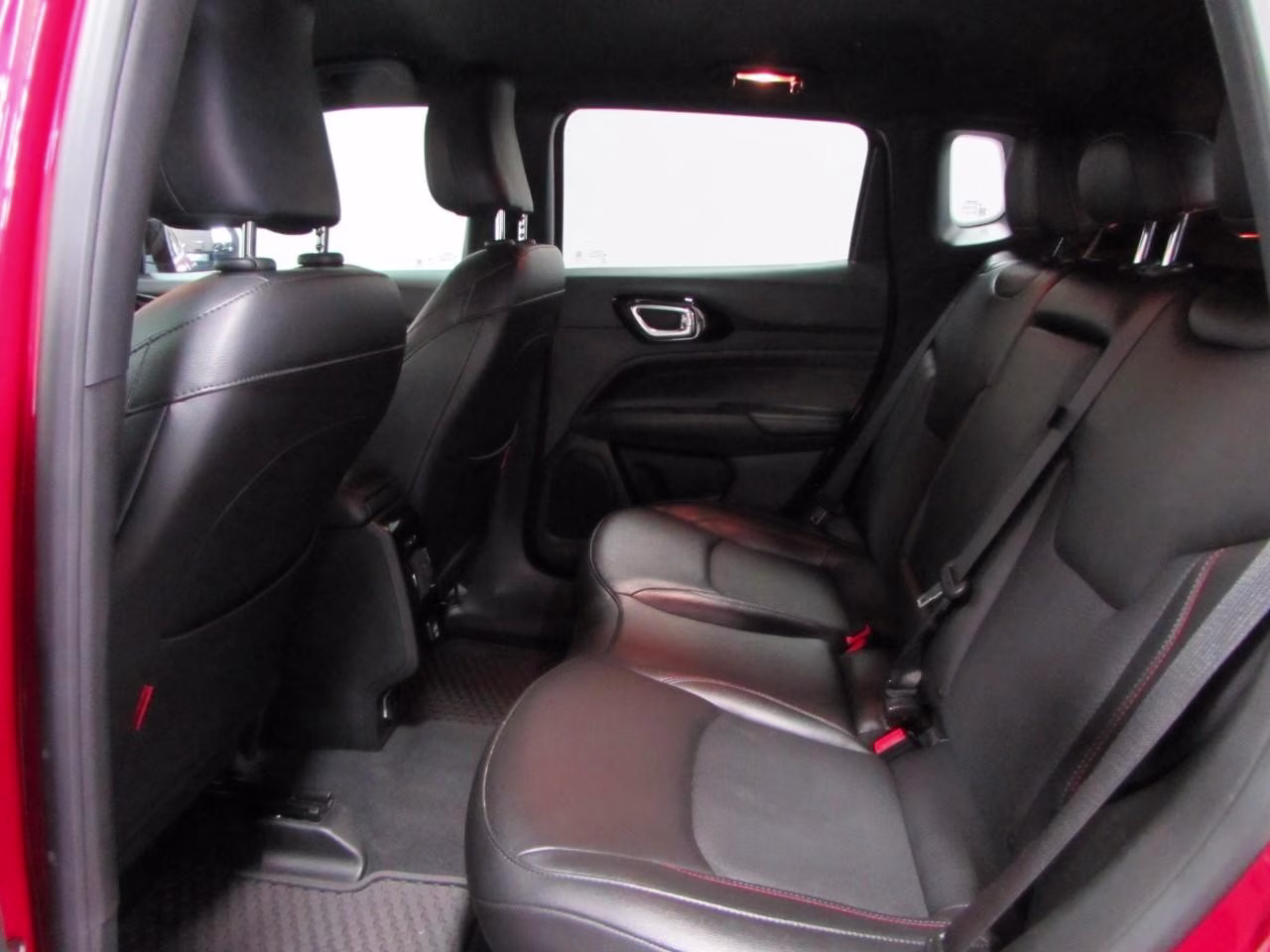 2025 Red Hot Pearlcoat Jeep Compass Trailhawk 4X4 SUV