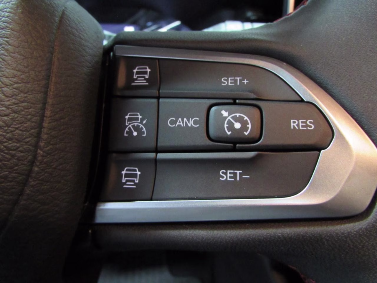 2025 Red Hot Pearlcoat Jeep Compass Trailhawk 4X4 SUV