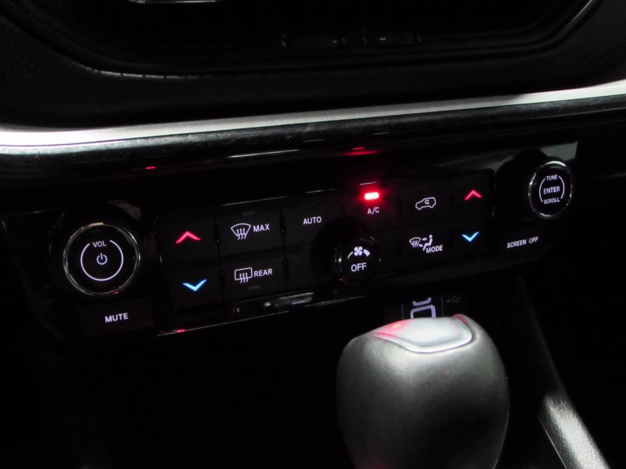 2025 Red Hot Pearlcoat Jeep Compass Trailhawk 4X4 SUV