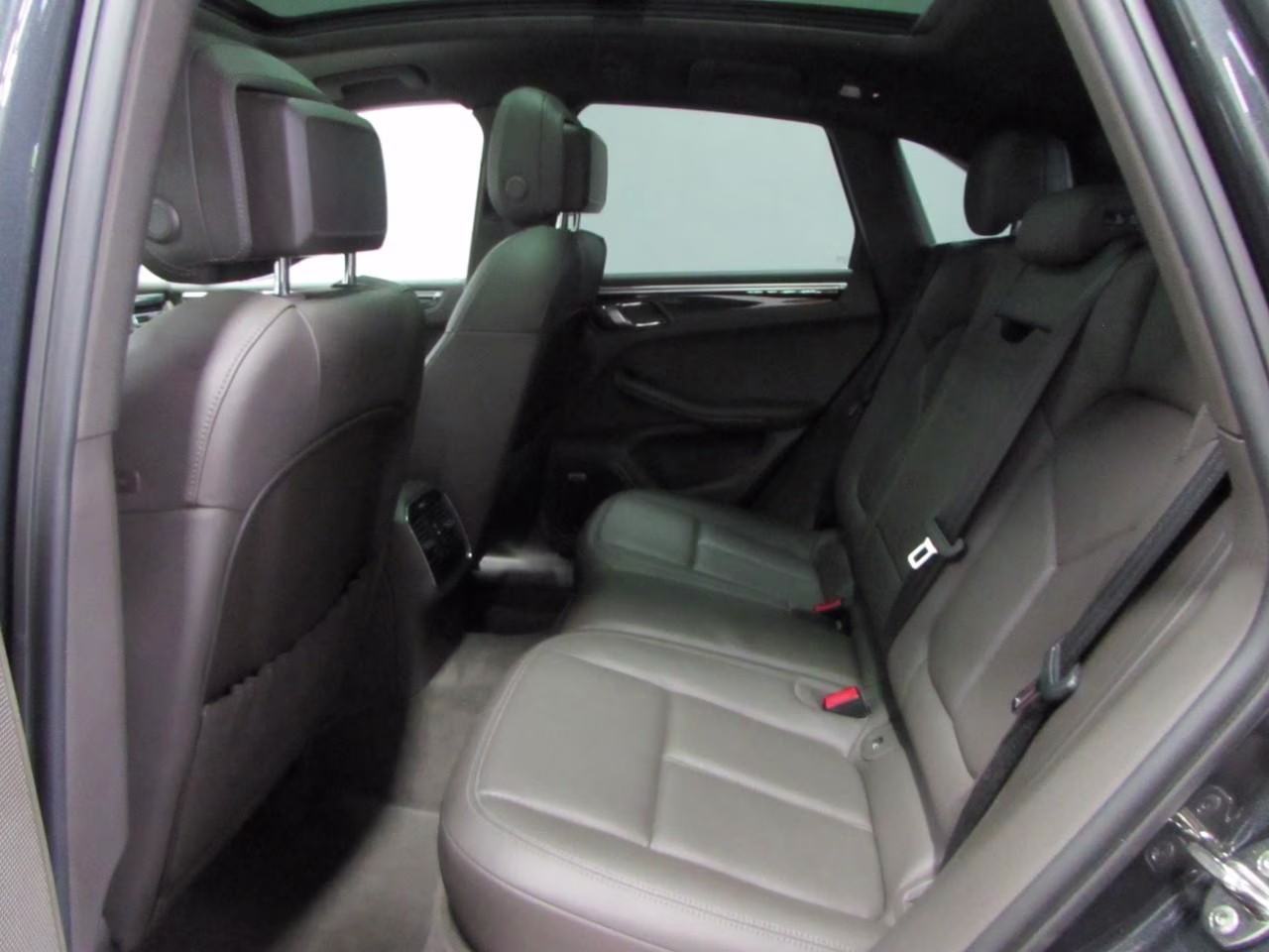 2021 Volcano Grey Metallic Porsche Macan S AWD SUV