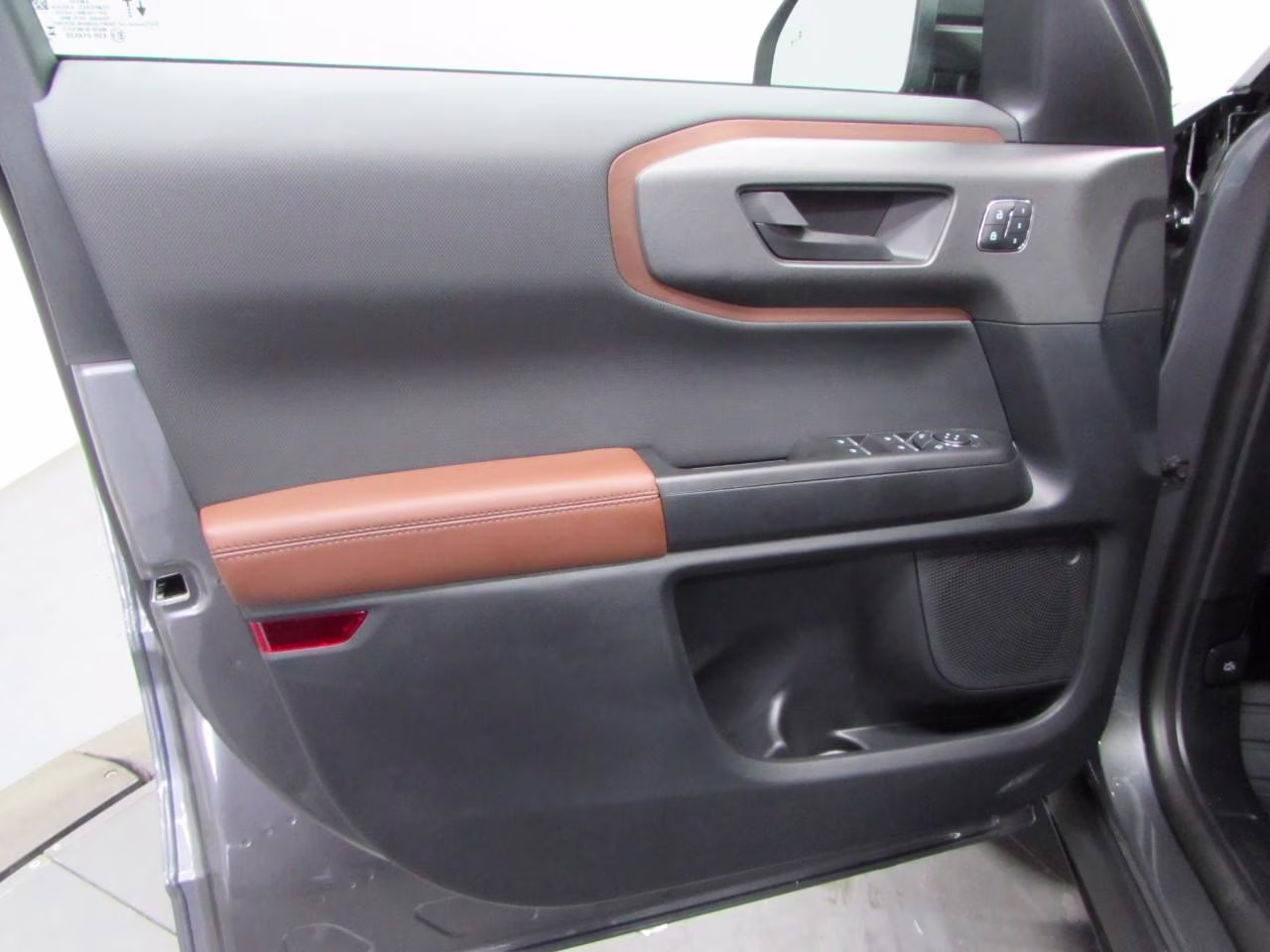 2026 Carbonized Gray Metallic Ford Bronco Sport Outer Banks 4X4 SUV