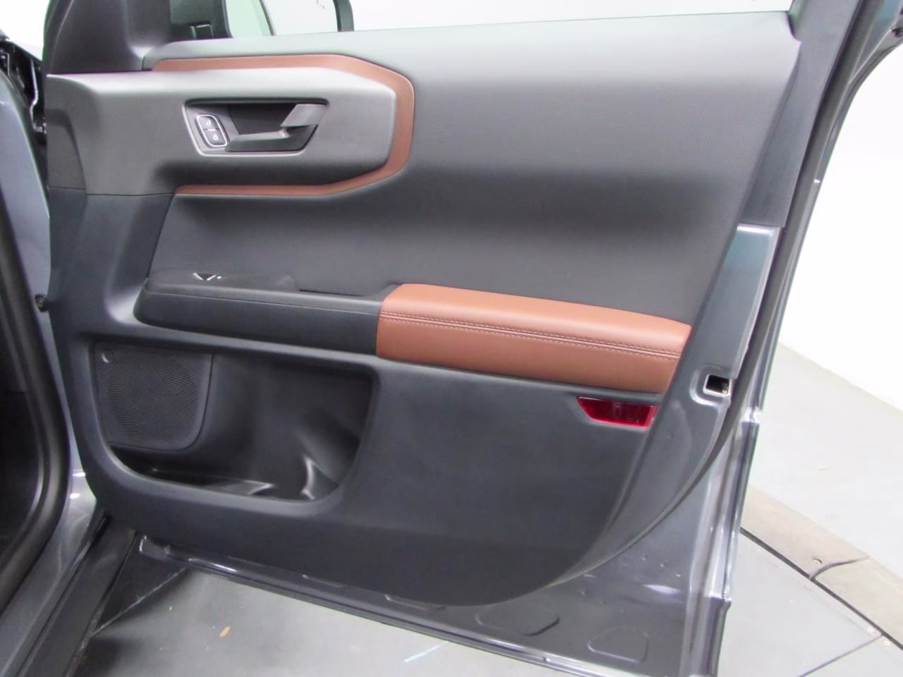 2026 Carbonized Gray Metallic Ford Bronco Sport Outer Banks 4X4 SUV