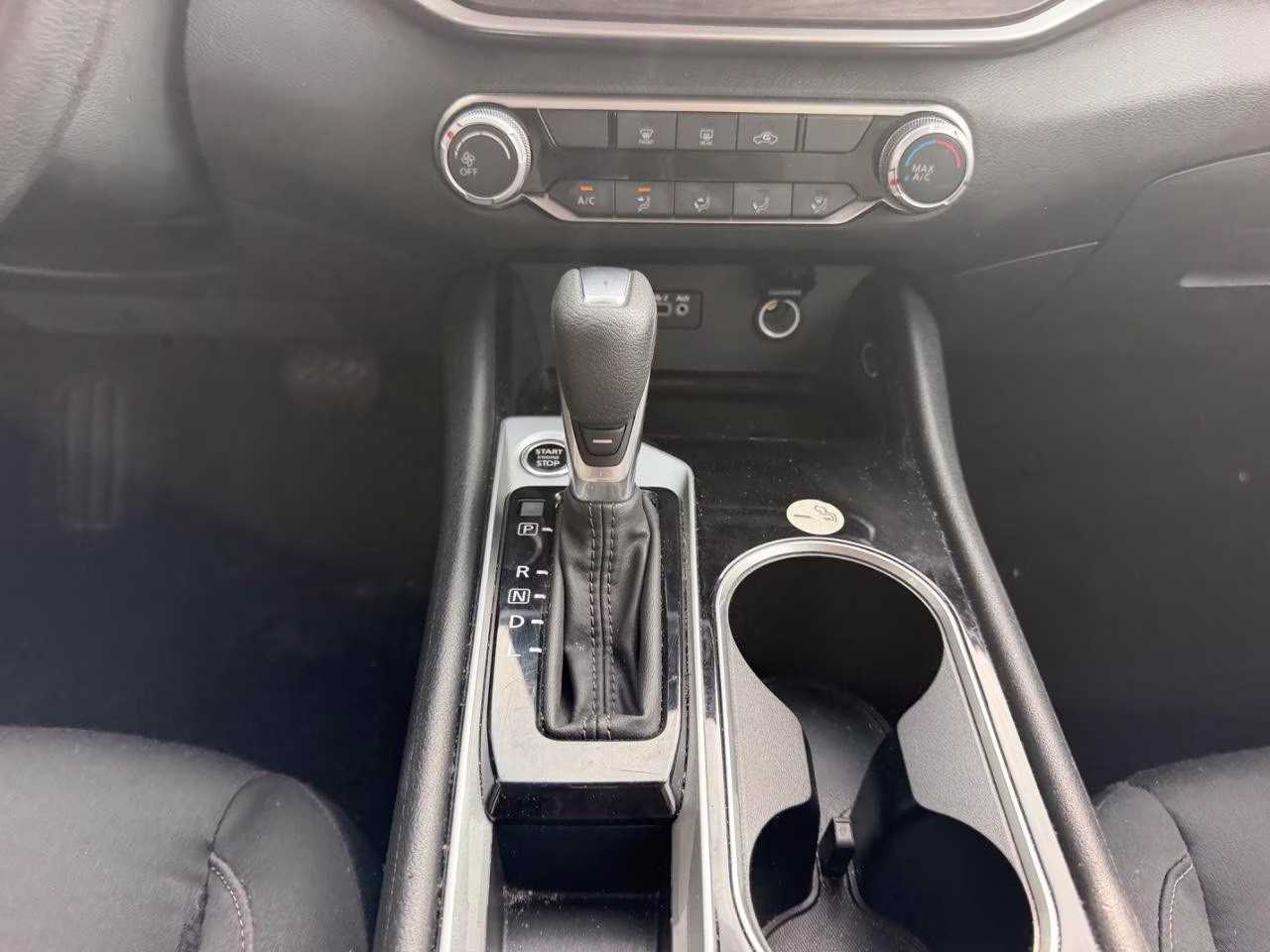 2024 Scarlet Ember Nissan Altima 2.5 SV FWD Sedan