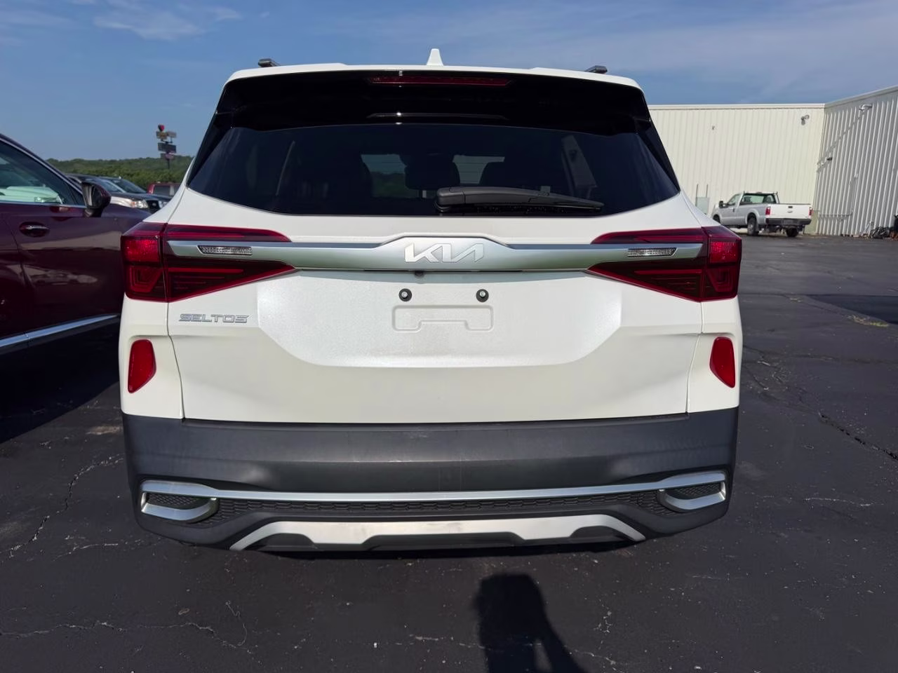 2023 Snow White Pearl Kia Seltos EX AWD SUV
