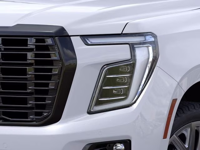 2026 GMC Yukon Denali Ultimate - Photo 10