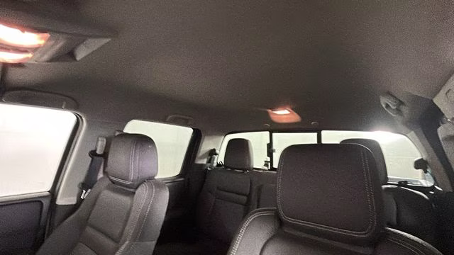 2023 Glacier White Nissan Frontier SV 4X4 Truck