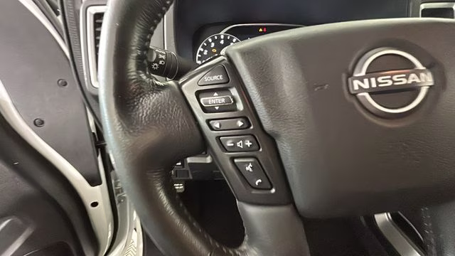 2023 Glacier White Nissan Frontier SV 4X4 Truck